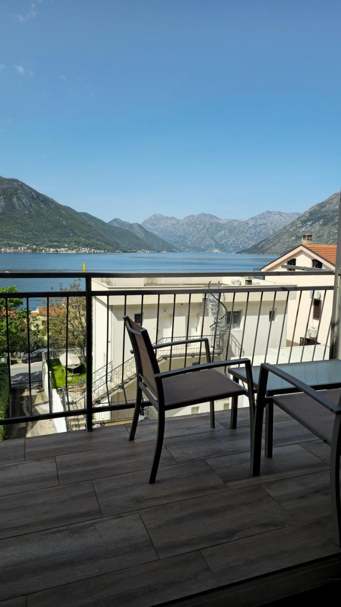 Modern Seaside Escape - Stunning Sea View - Private & Stylish Apartment Kotor Exterior photo