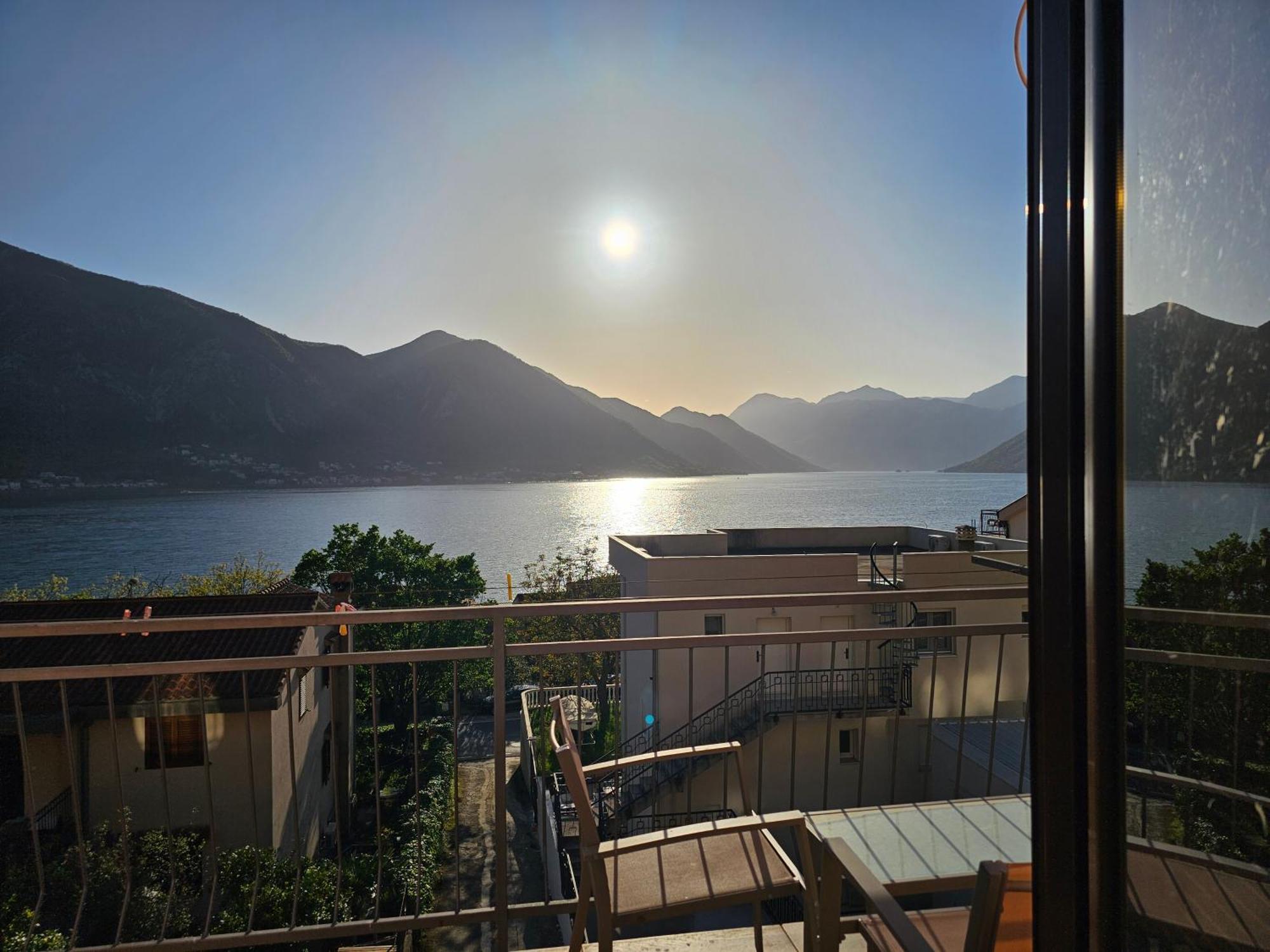 Modern Seaside Escape - Stunning Sea View - Private & Stylish Apartment Kotor Exterior photo